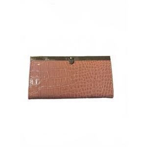 New Vintage Women's Crocodile Texture Pink Wallet with Metal Frame